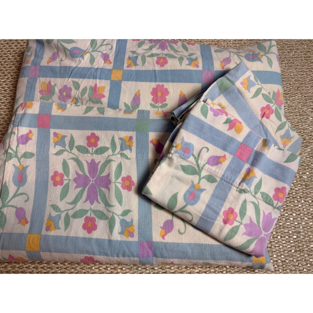 Vintage J.P. Stevens Flannel full sheet Set Floral Tulip Cotton cottagecore